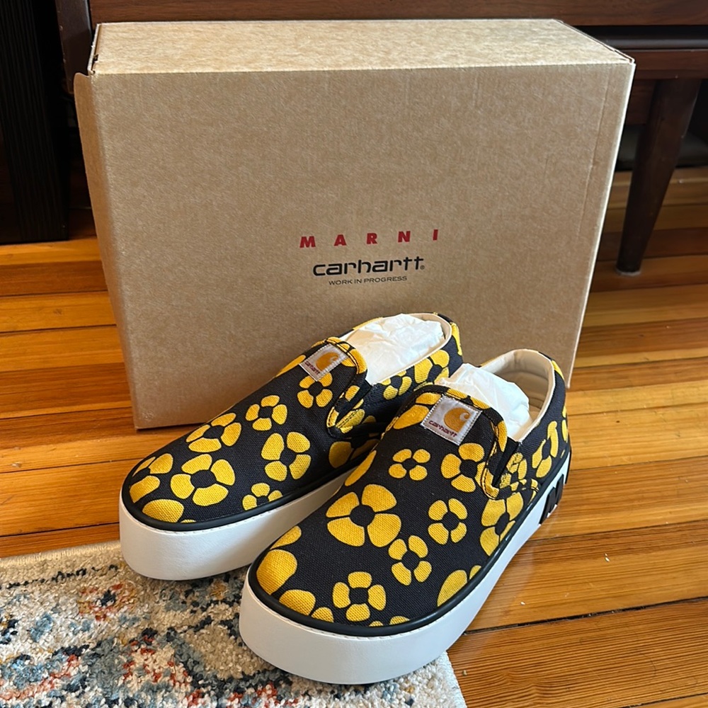 Marni and Carhartt collaboration. Limited edition, color black/yellow flowers